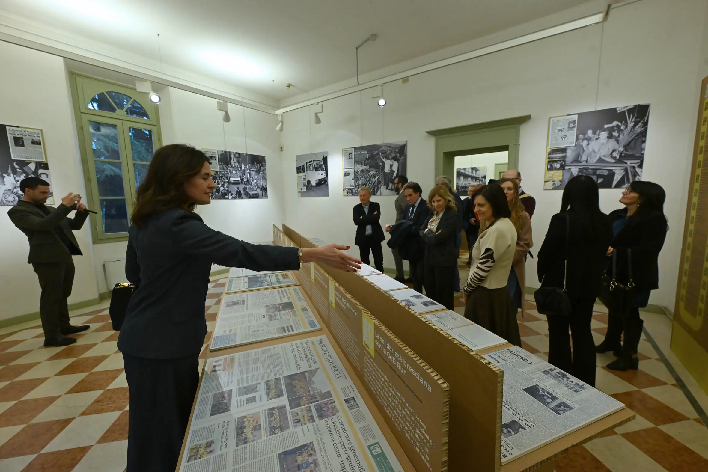 L'inaugurazione della mostra per gli 80 anni del GdB a Villa Carcina