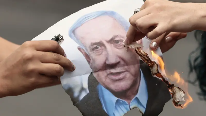 In tutto il mondo si protesta contro la guerra in Iran e contro il presidente israeliano Benjamin Netanyahu - Foto Ansa © www.giornaledibrescia.it