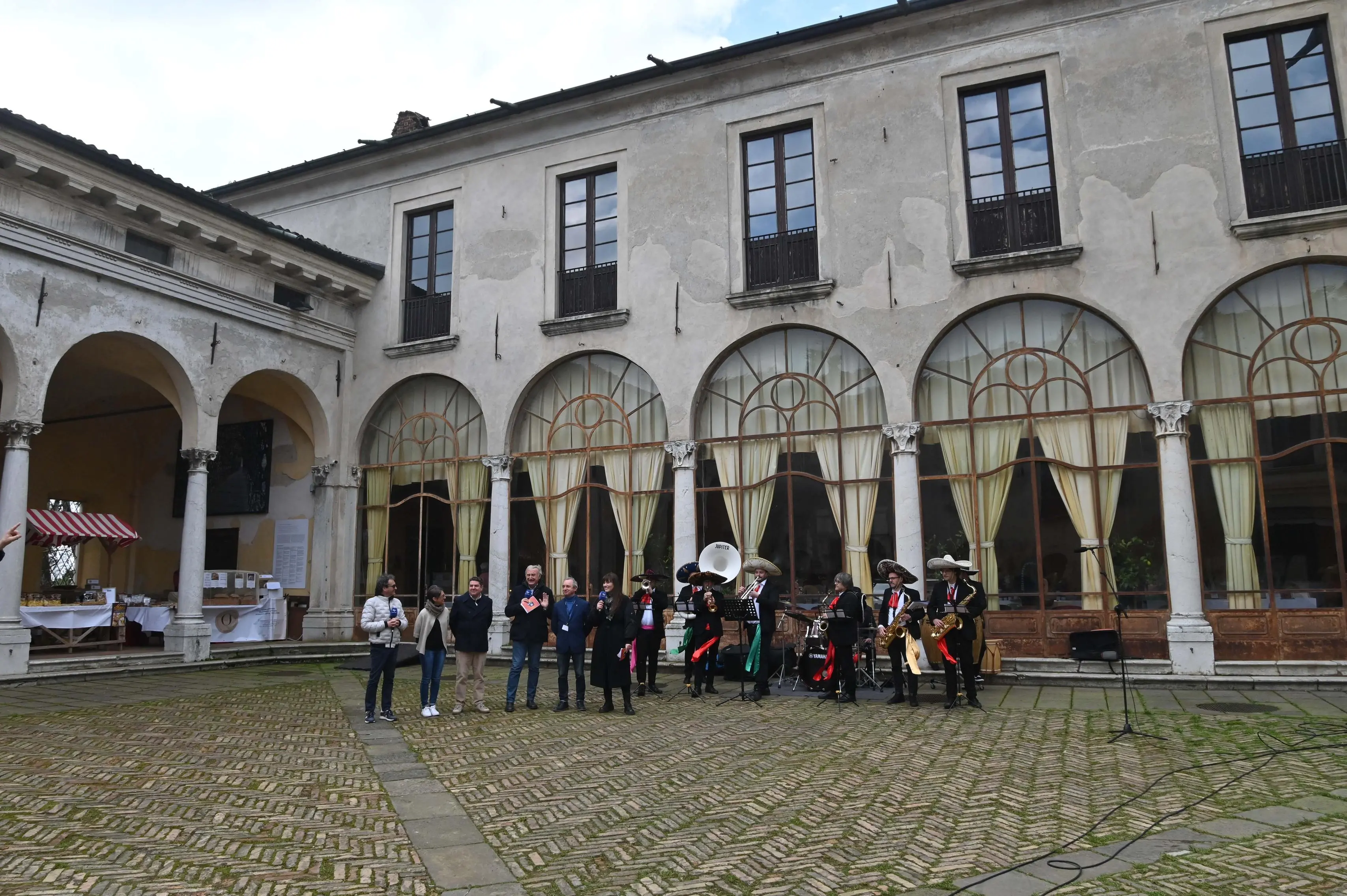 PADERNELLO IN PIAZZA CON NOI REDAZIONE PROVINCIA 15-03-2026 GABRIELE STRADA NEW EDEN GROUP