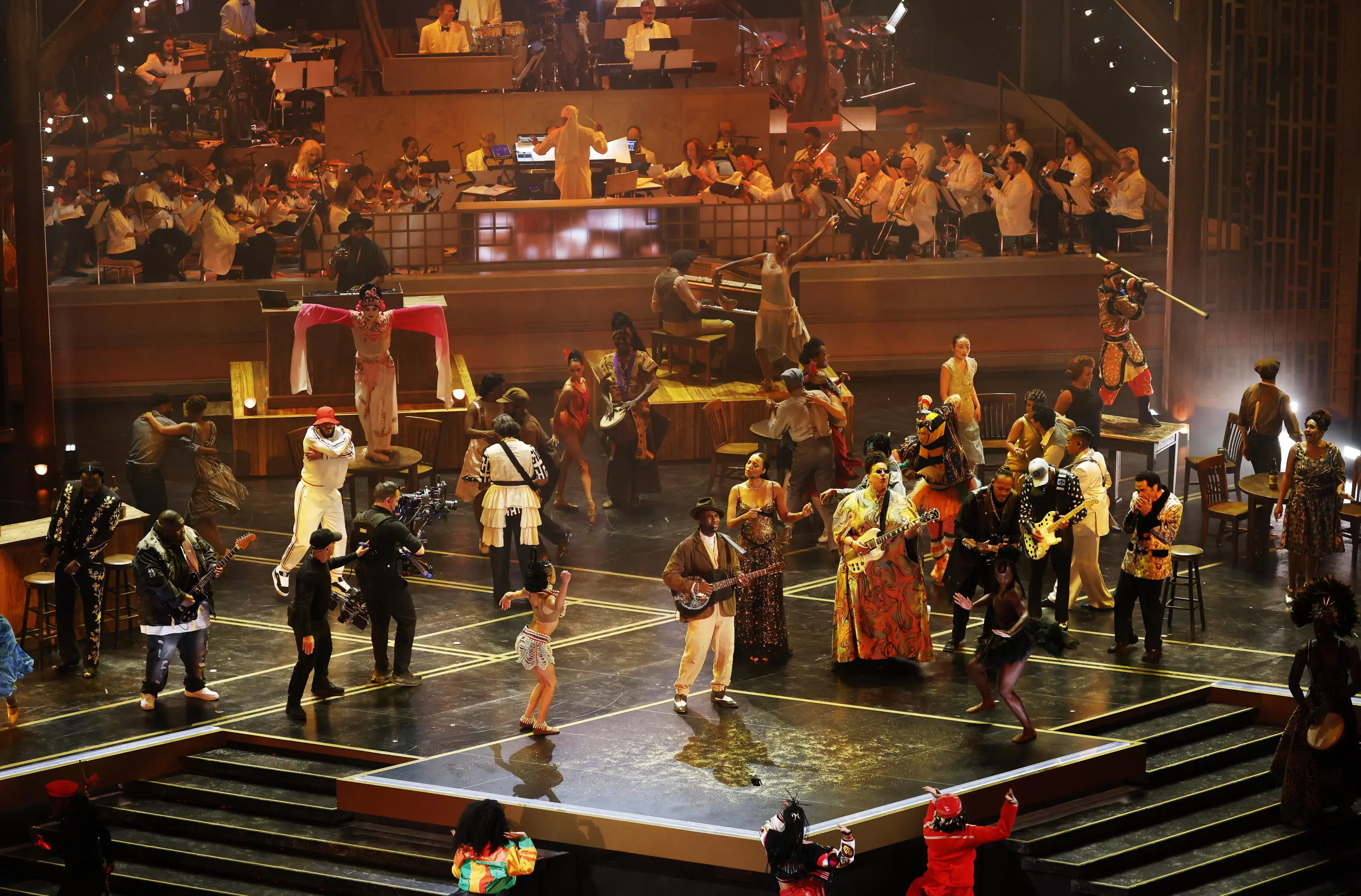 epa12823659 Miles Caton (C) performs in Sinners' Oscar-nominated original song, I Lied To You, during the 98th annual Academy Awards ceremony at the Dolby Theatre in Los Angeles, California, USA, 15 March 2026. EPA/CHRIS TORRES