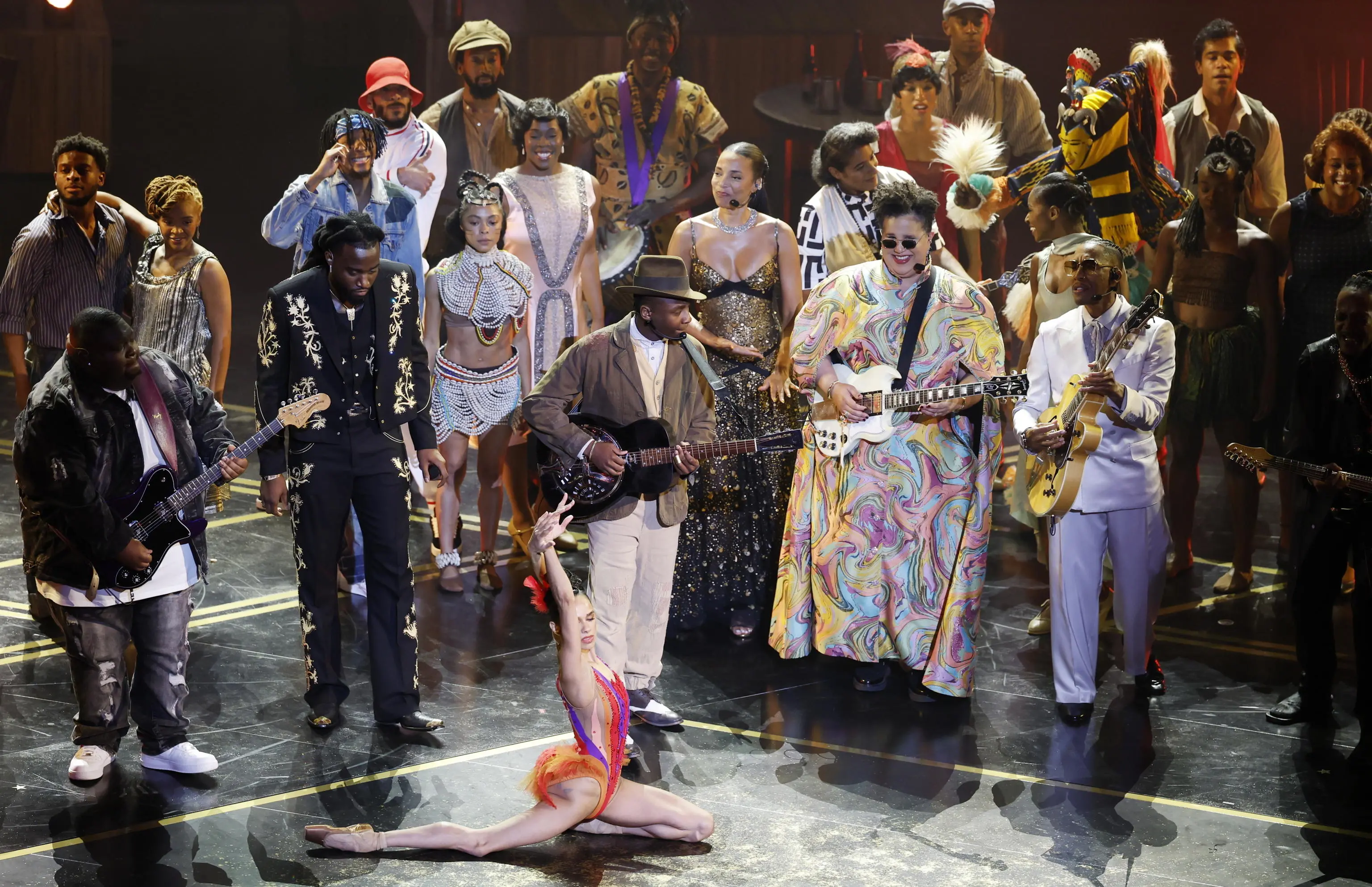 epa12823658 Miles Caton (C) performs in Sinners' Oscar-nominated original song, I Lied To You, during the 98th annual Academy Awards ceremony at the Dolby Theatre in Los Angeles, California, USA, 15 March 2026. EPA/CHRIS TORRES