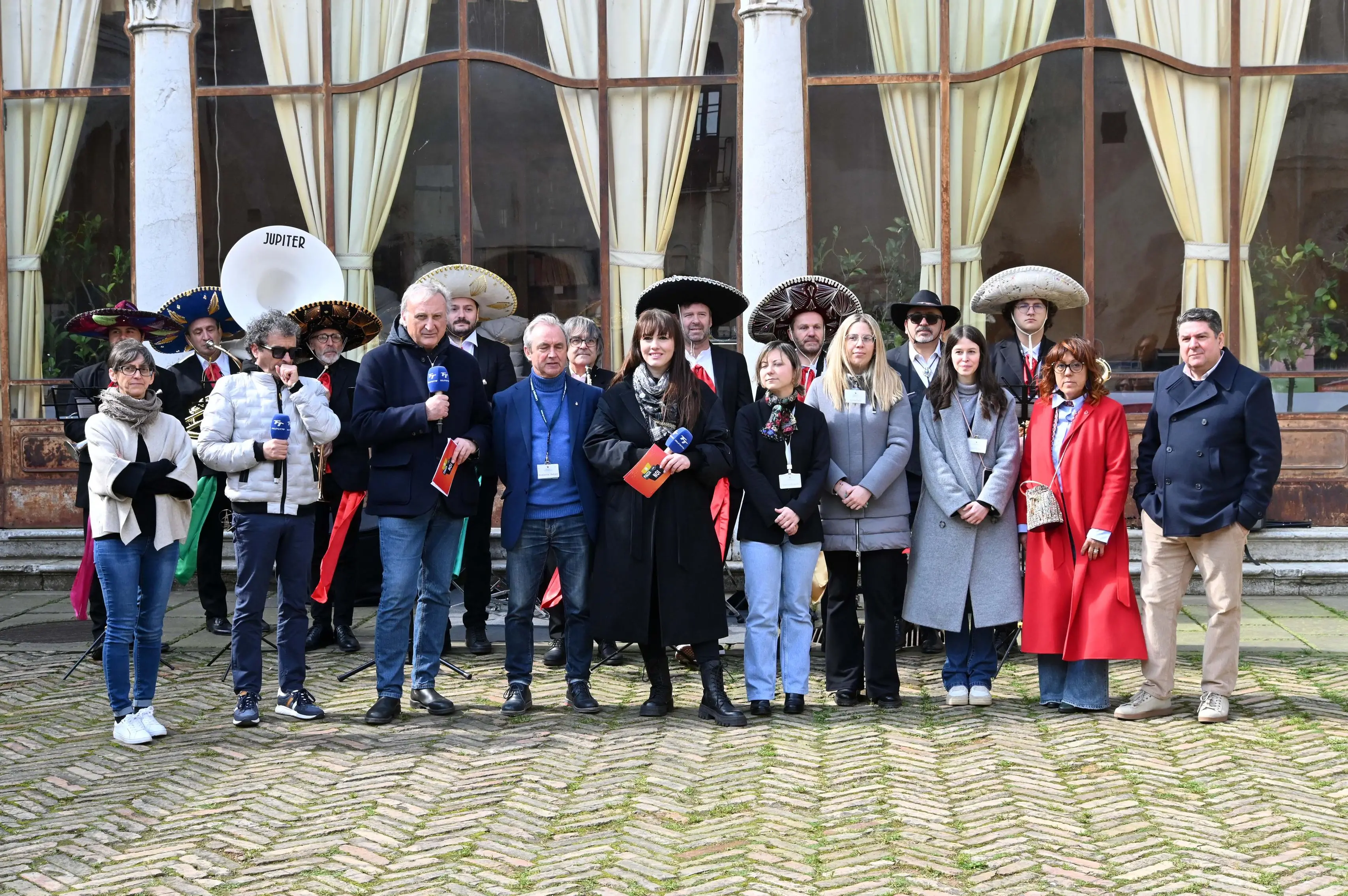 PADERNELLO IN PIAZZA CON NOI  REDAZIONE PROVINCIA 15-03-2026  GABRIELE STRADA NEW EDEN GROUP 