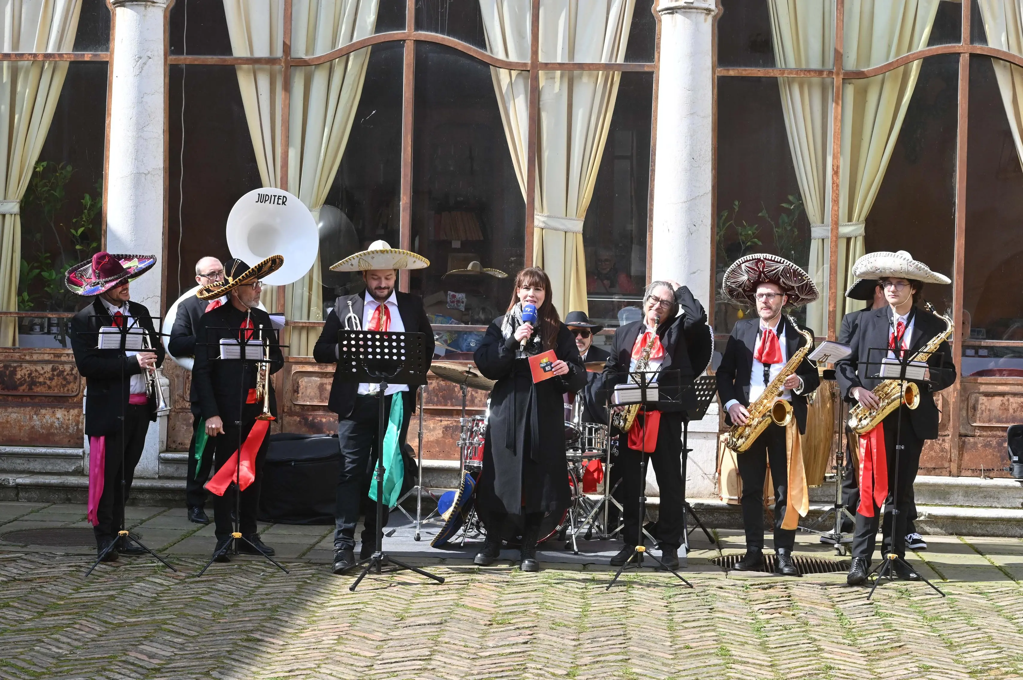 PADERNELLO IN PIAZZA CON NOI  REDAZIONE PROVINCIA 15-03-2026  GABRIELE STRADA NEW EDEN GROUP 