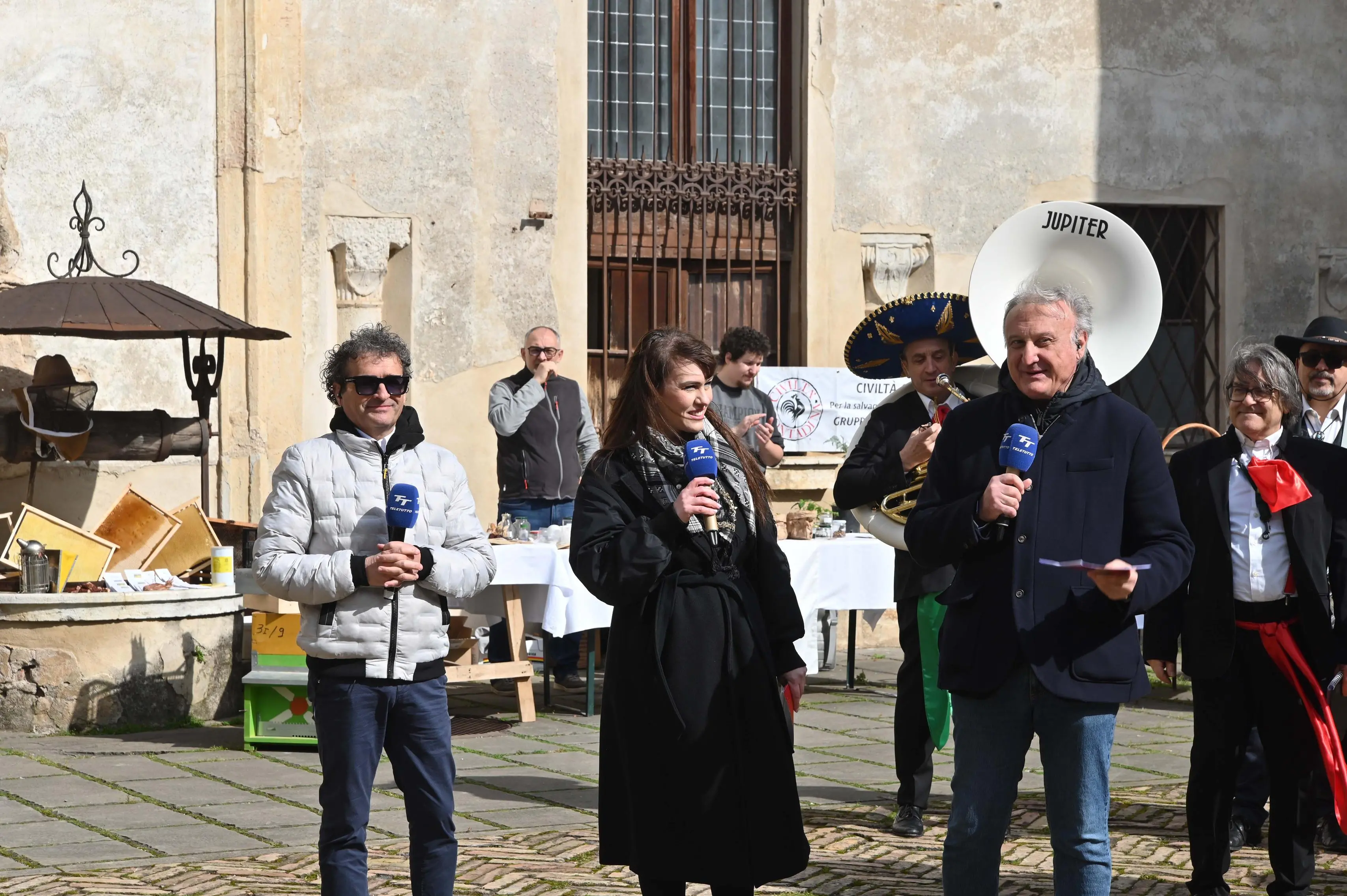 PADERNELLO IN PIAZZA CON NOI  REDAZIONE PROVINCIA 15-03-2026  GABRIELE STRADA NEW EDEN GROUP 