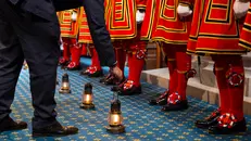 La guardia reale del re alla Camera dei Lord - Foto Epa/Camera dei Lord © www.giornaledibrescia.it