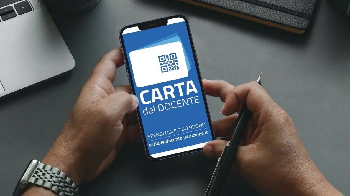La carta del docente cambia importo