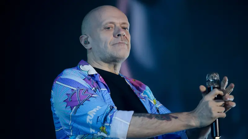 Max Pezzali in concerto a Brescia