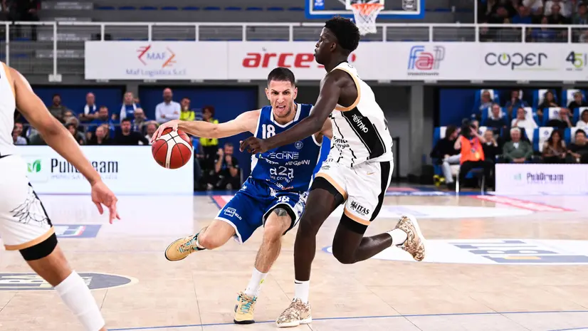 Nikola Ivanovic contro Trento - Foto Newreporter Checchi © www.giornaledibrescia.it