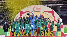 L'effimera festa del Senegal dopo la vittoria di Rabat sul Marocco - Foto Epa/Jalal Morchidi © www.giornaledibrescia.it