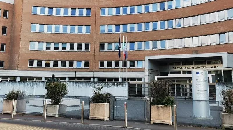 Il Palagiustizia - © www.giornaledibrescia.it