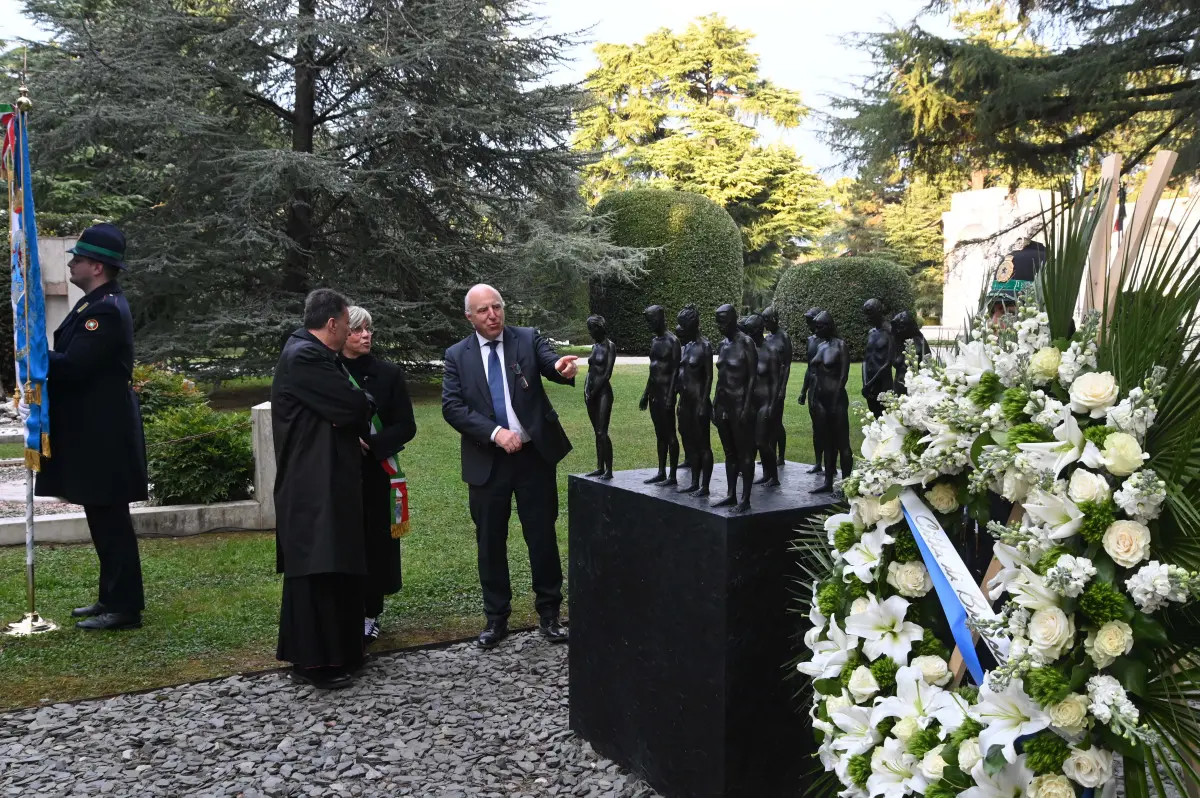 La commemorazione per le vittime del Covid al Vantiniano