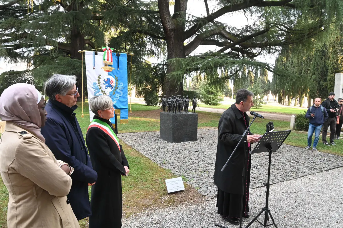 La commemorazione per le vittime del Covid al Vantiniano