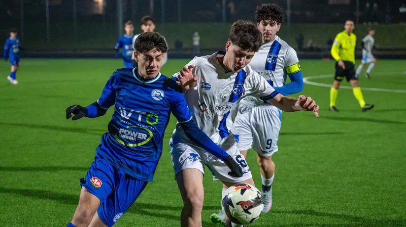 Gli Allievi Under 18 Regionali del Desenzano in azione - Foto Newreporter Uberti © www.giornaledibrescia.it