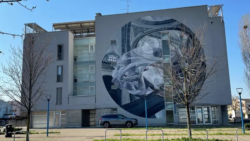 Uno dei murales presenti al Villaggio Violino - © www.giornaledibrescia.it