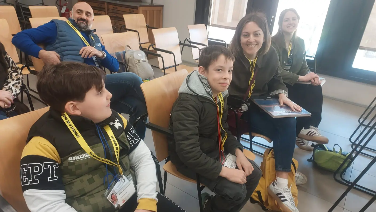 I bambini della scuola primaria di Pertica Alta in visita al GdB