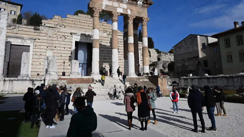 Il rincaro dell'energia pesa anche sui settori del turismo e del commercio © www.giornaledibrescia.it