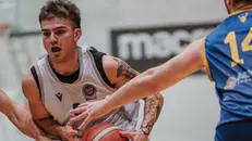 Alberto Pezzali di Montichiari, autore di 21 punti