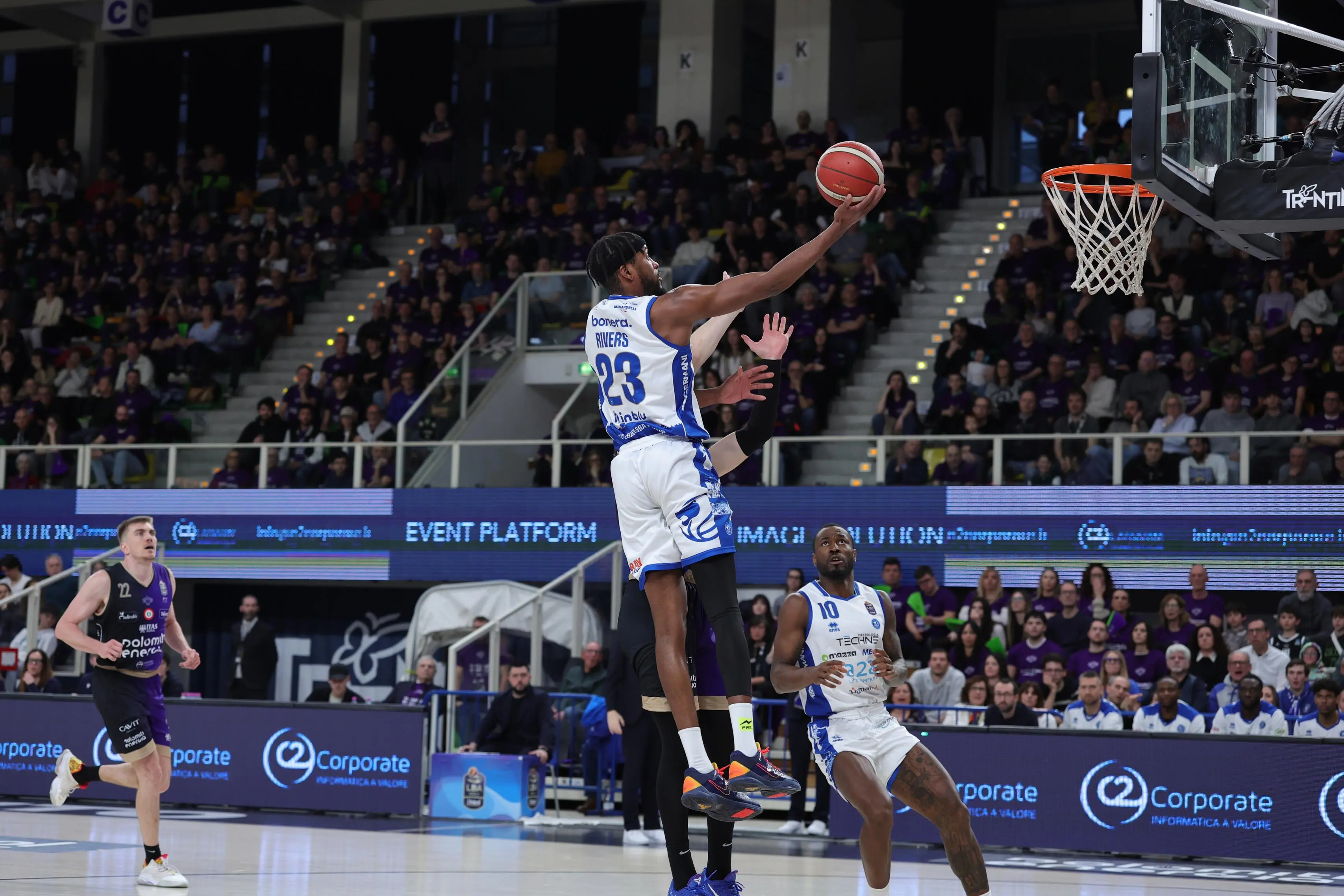 Serie A: le immagini di Dolomiti Trentino-Germani Brescia
