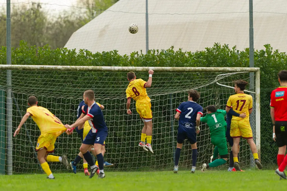 Seconda categoria: le immagini di Padernese-Gsr