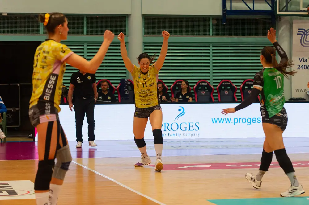 Serie A2: le immagini di Costa Volpino-Millenium Valsabbina Brescia