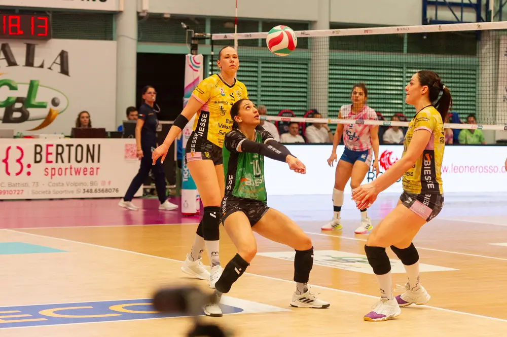 Serie A2: le immagini di Costa Volpino-Millenium Valsabbina Brescia