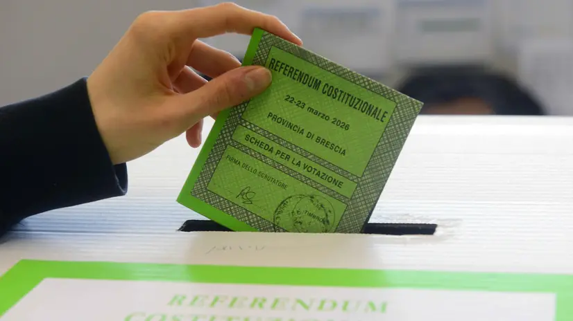 Una scheda per la votazione - Foto Giovanni Benini/Neg © www.giornaledibrescia.it