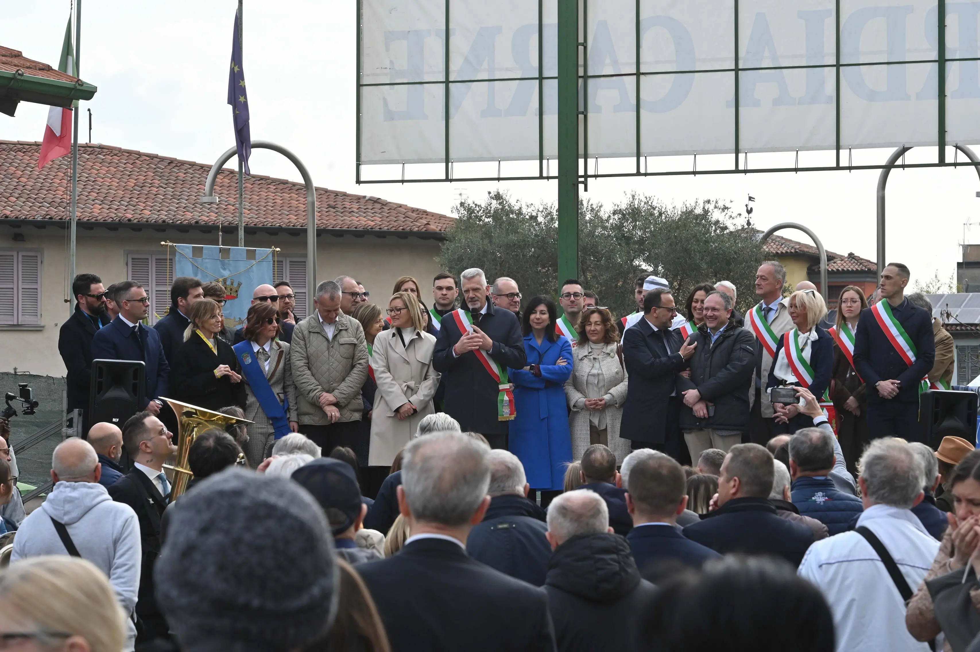 ROVATO IN PIAZZA CON NOI LOMBARDIA CARNI REDAZIONE PROVINCIA 22-03-2026 GABRIELE STRADA NEW EDEN GROUP