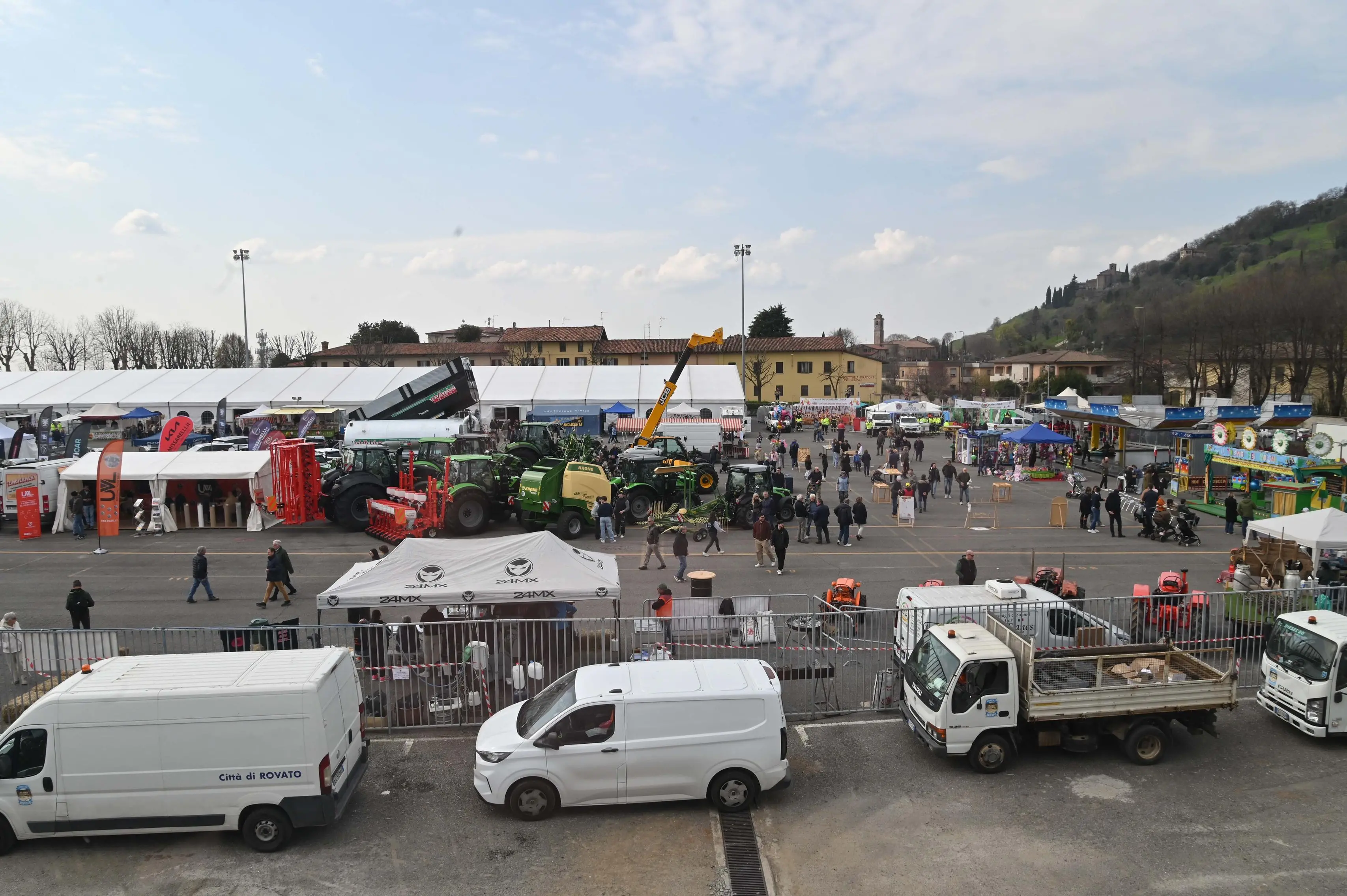 ROVATO IN PIAZZA CON NOI LOMBARDIA CARNI REDAZIONE PROVINCIA 22-03-2026 GABRIELE STRADA NEW EDEN GROUP