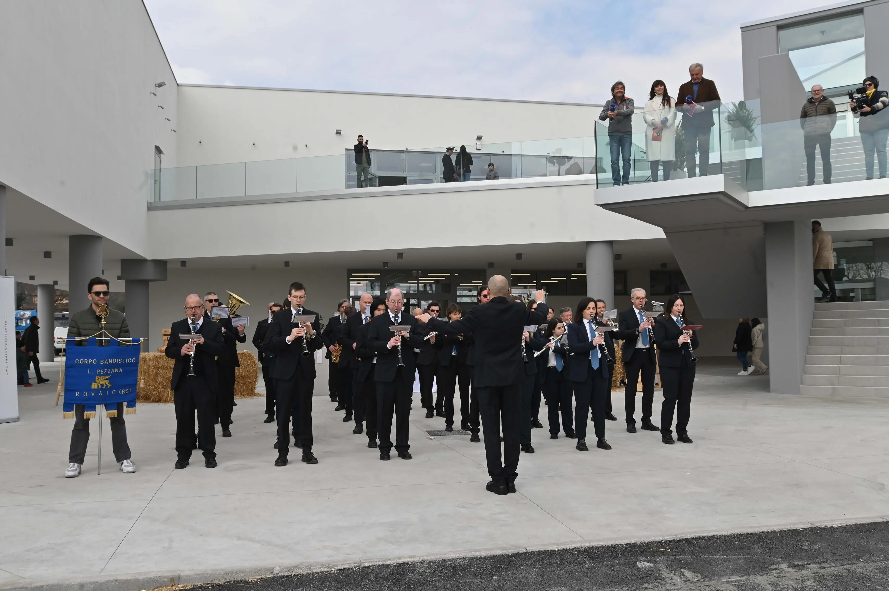 ROVATO IN PIAZZA CON NOI LOMBARDIA CARNI REDAZIONE PROVINCIA 22-03-2026 GABRIELE STRADA NEW EDEN GROUP