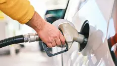 Automobilisti disposti a spostarsi in Spagna per risparmiare sul pieno