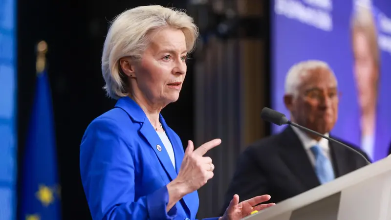 Ursula von der Leyen, presidente della Commissione Ue - Foto Epa/Olivier Hoslet © www.giornaledibrescia.it