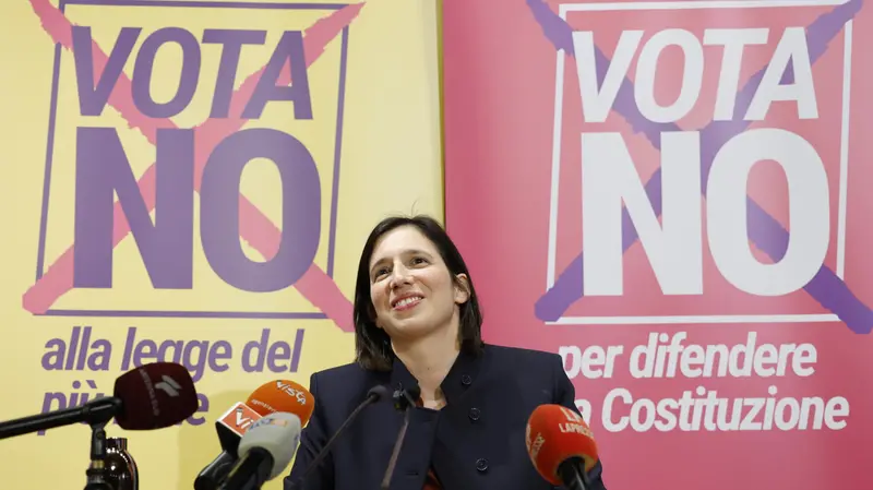 Elly Schlein esulta dopo la vittoria del No © www.giornaledibrescia.it