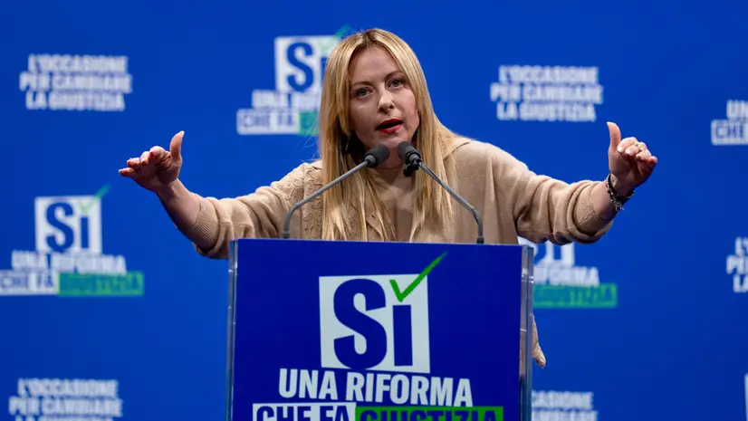Giorgia Meloni durante la campagna per il referendum - Foto Ansa © www.giornaledibrescia.it