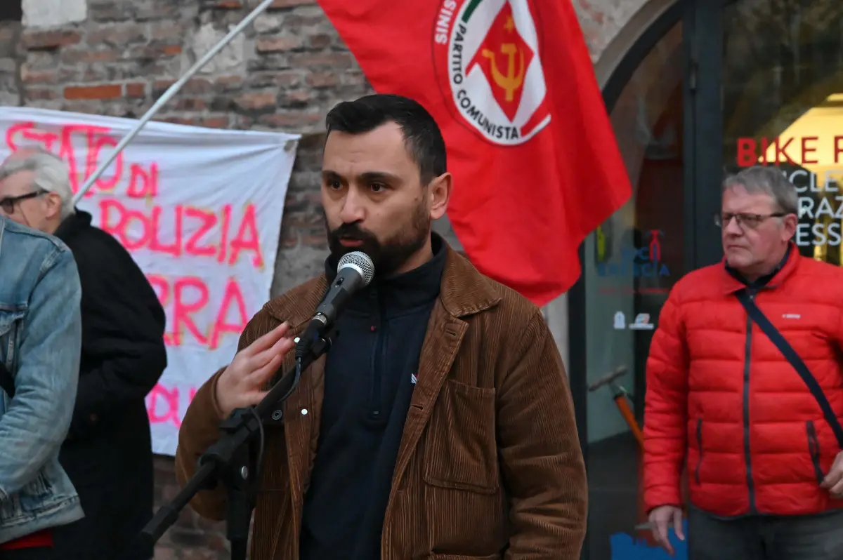 Le forze promotrici del «No» in largo Formentone