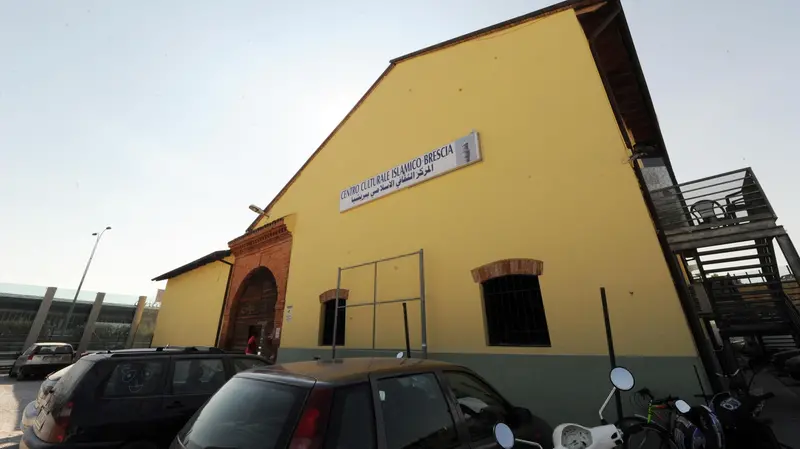 Il centro culturale islamico di via Corsica, a Brescia