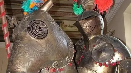 Alcune delle armature realizzate da Angelo Belleri