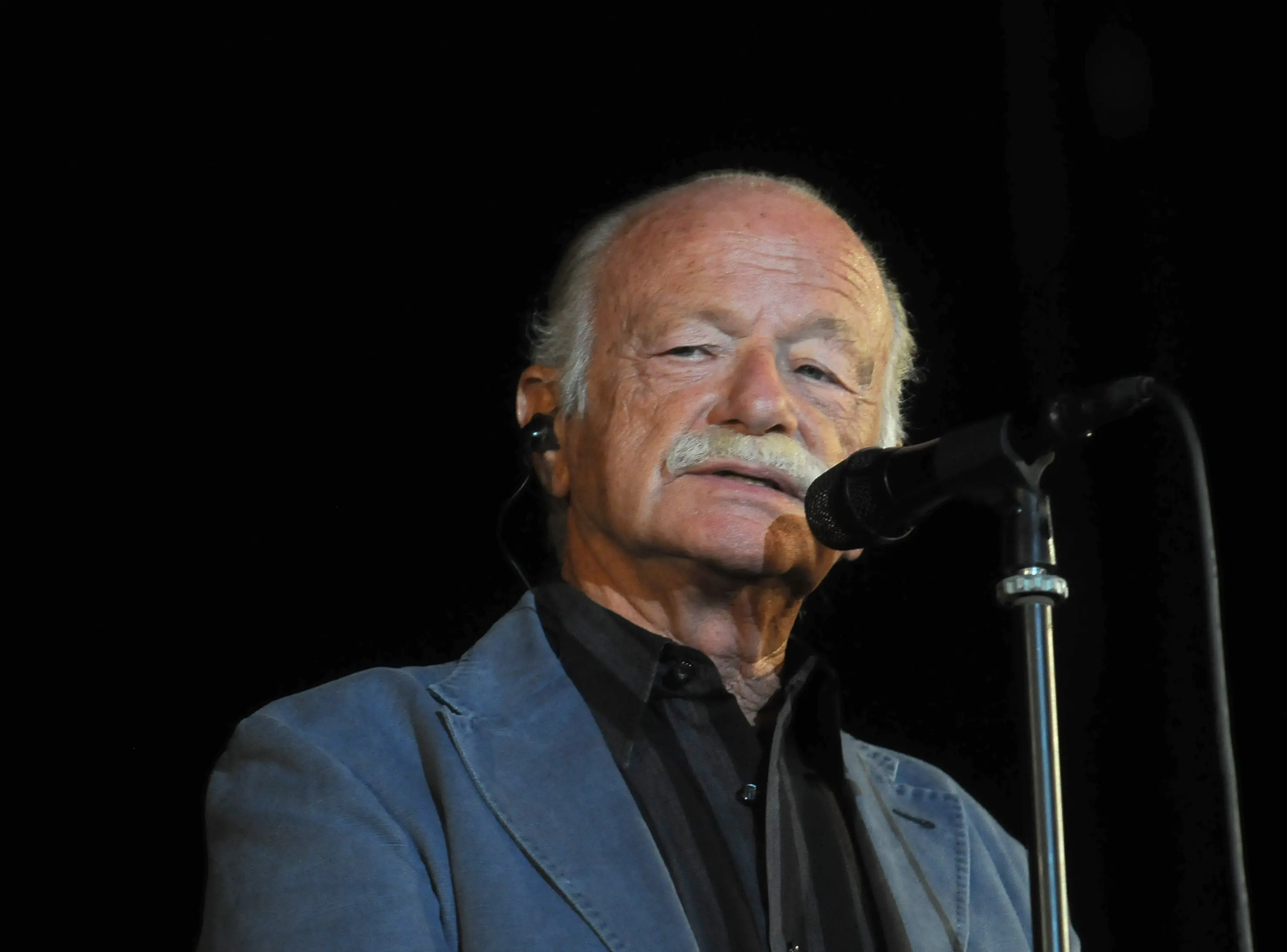 Gino Paoli, alcuni scatti dai suoi concerti bresciani