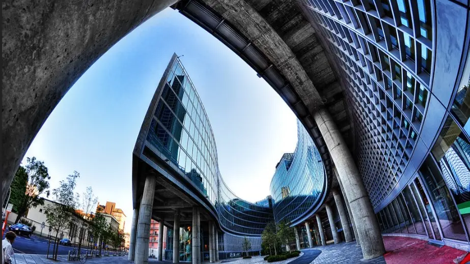 Palazzo Lombardia - © www.giornaledibrescia.it