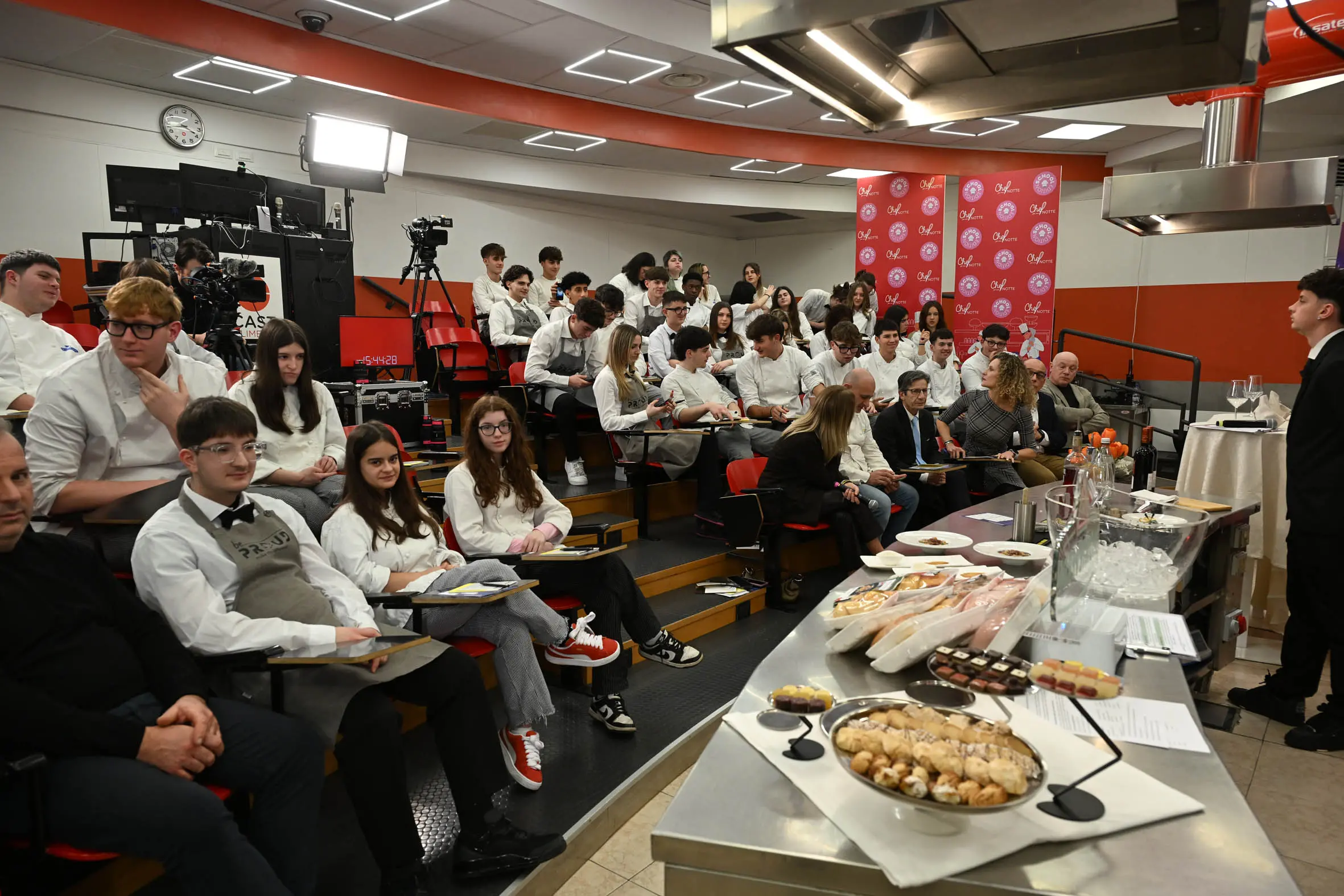 Chef per una notte «School edition», la fotogallery della sesta puntata