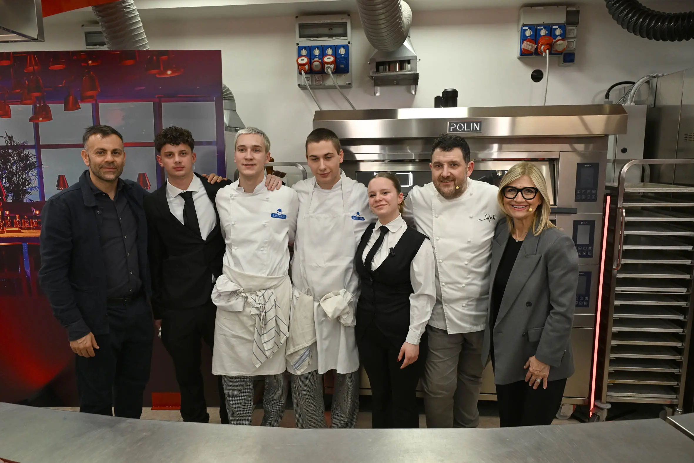 Chef per una notte «school edition», la fotogallery della sesta puntata