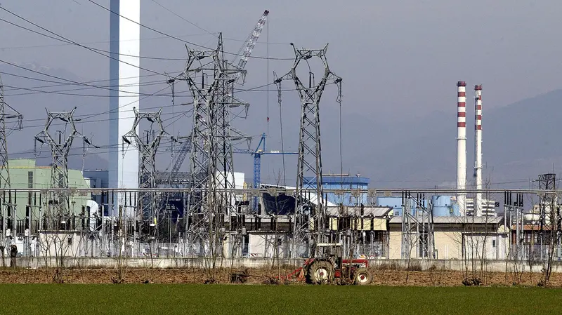 La crisi in medio oriente fa lievitare la bolletta energetica