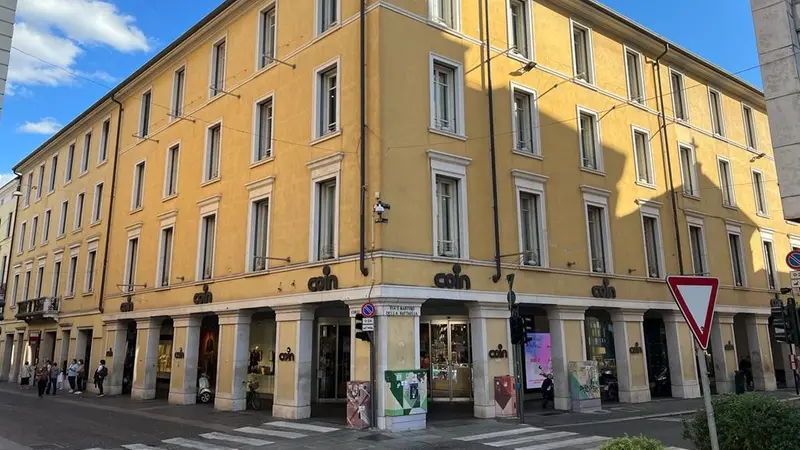 Coin in corso Magenta - © www.giornaledibrescia.it