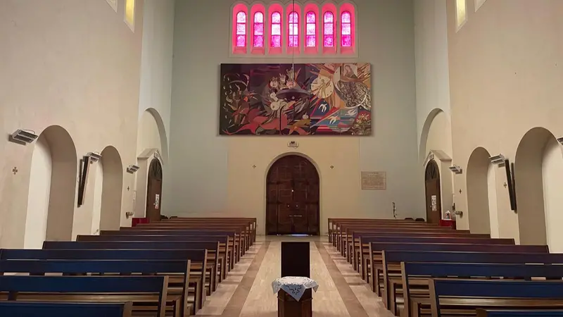 All'interno della chiesa - © www.giornaledibrescia.it