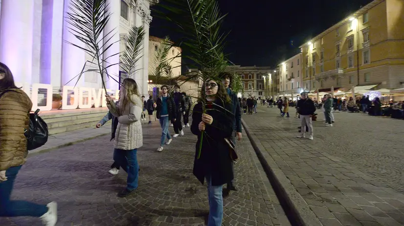 Una precedente Veglia delle Palme davanti al duomo