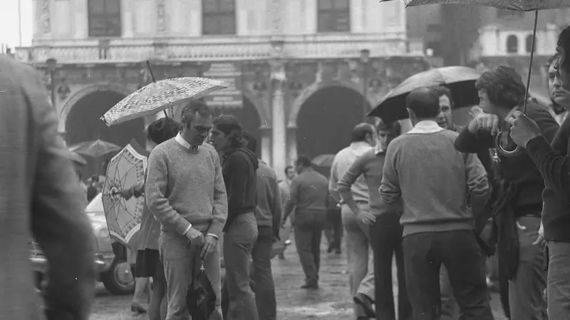 Il 28 maggio 1974 lo scoppiò in Piazza Loggia provocò la morte di otto persone e il ferimento di altre 102