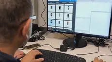 Indagini della Polizia postale - © www.giornaledibrescia.it