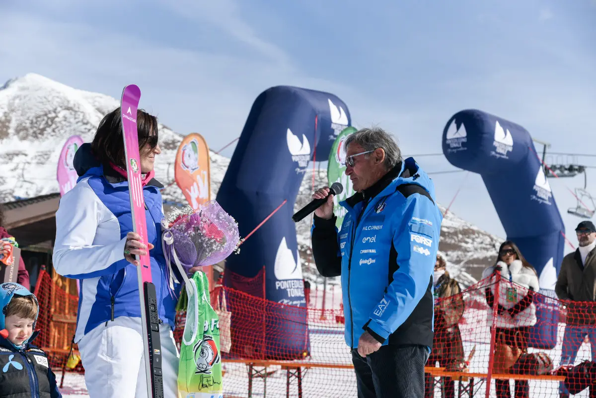 Sorrisi e ricordo all'Elly Fanchini day