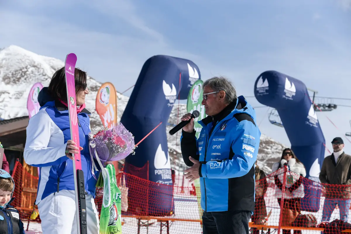 Sorrisi e ricordo all'Elly Fanchini day