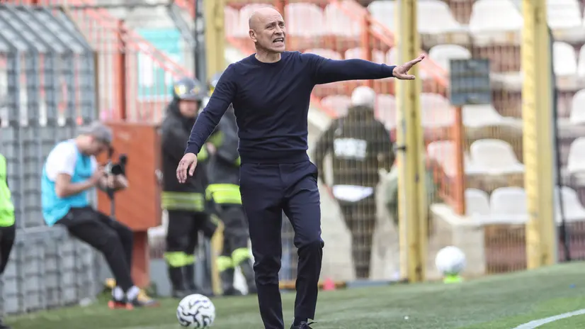 Corini in panchina oggi al Menti - Foto New Reporter Nicoli © www.giornaledibrescia.it