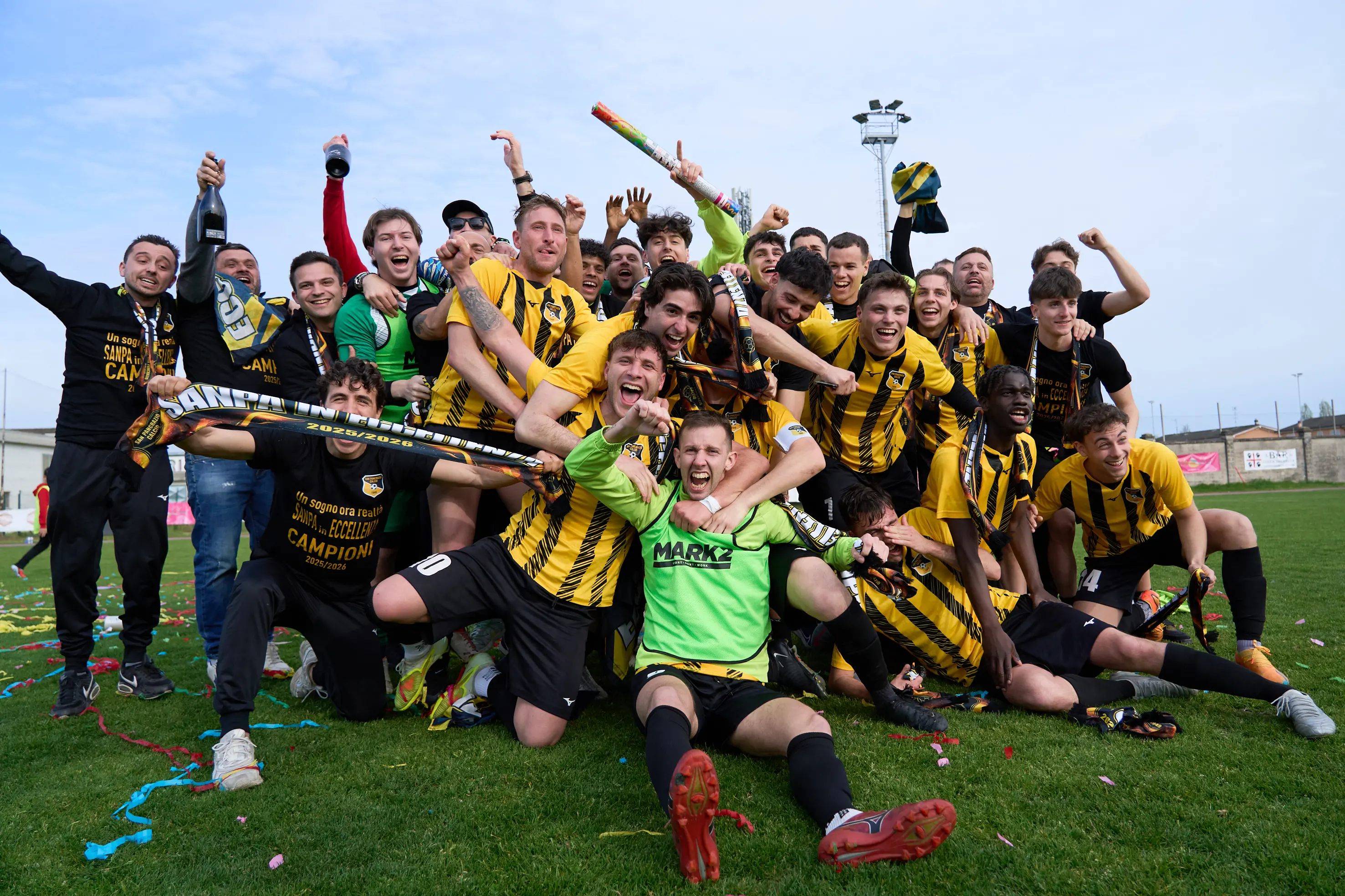 Promozione: le immagini di Asola-San Pancrazio e la festa promozione